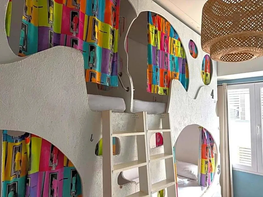 Room, Sunset Destination Hostel, Lisbon