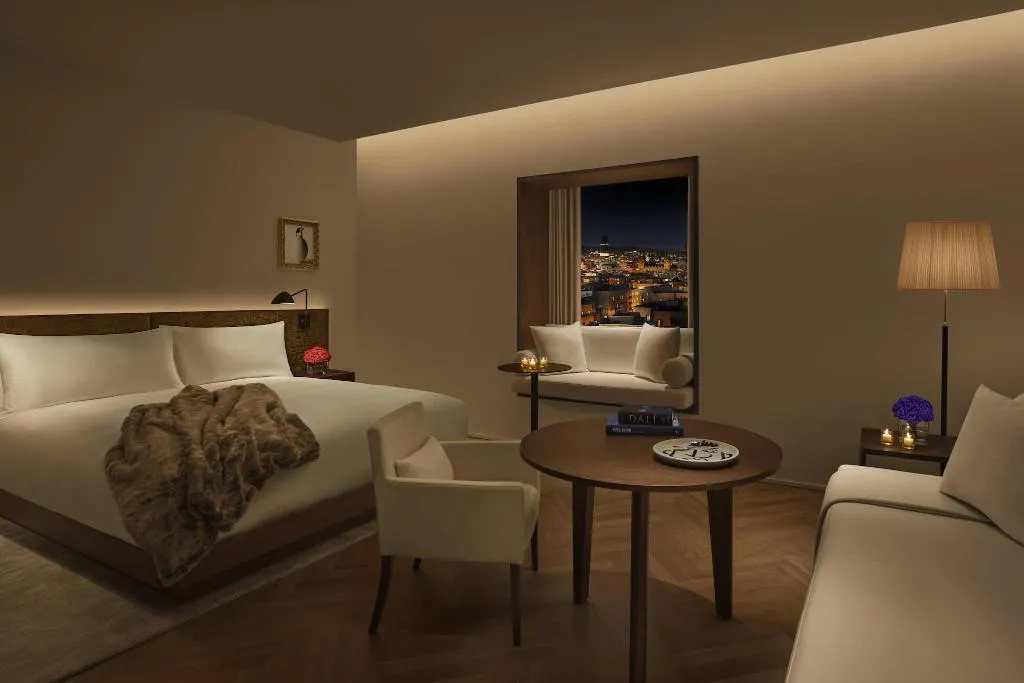 Room, EDITION Barcelona, Barcelona