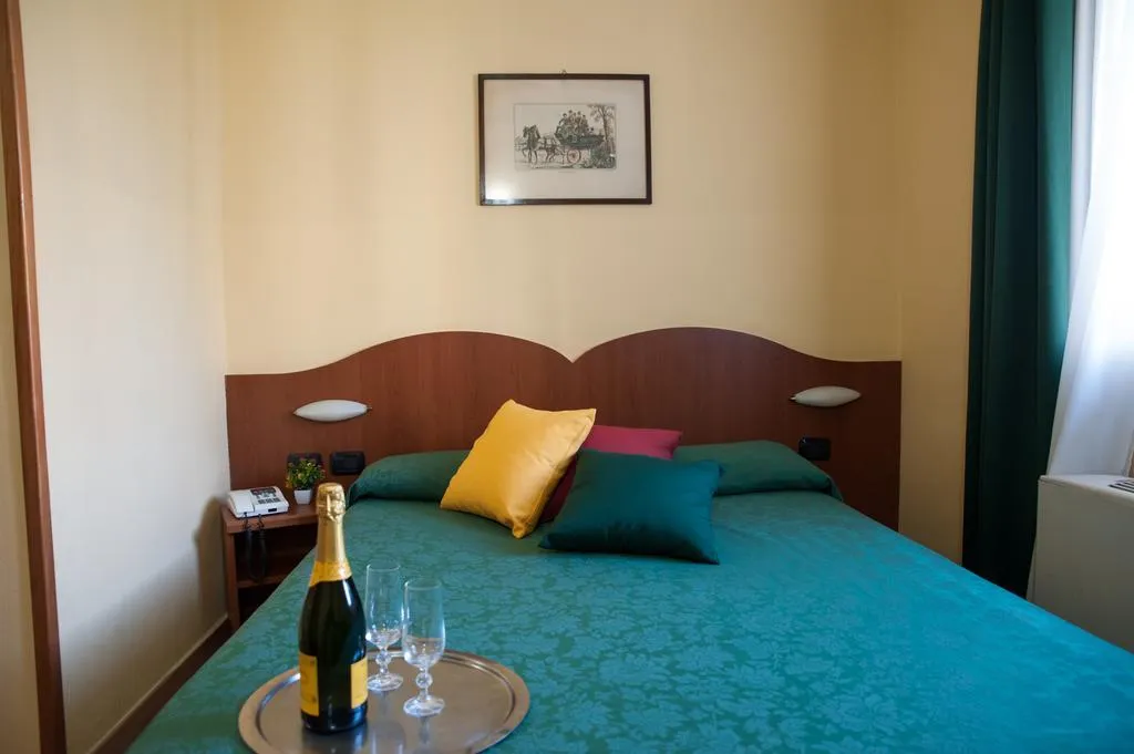 TWIN STANDARD Room, The Best Hotel, Milan