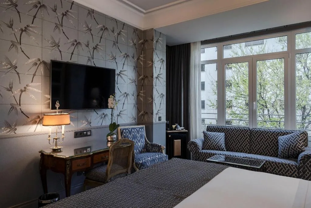 DOUBLE DELUXE QUEEN BED Room, Relais & Châteaux Heritage Madrid, Salamanca