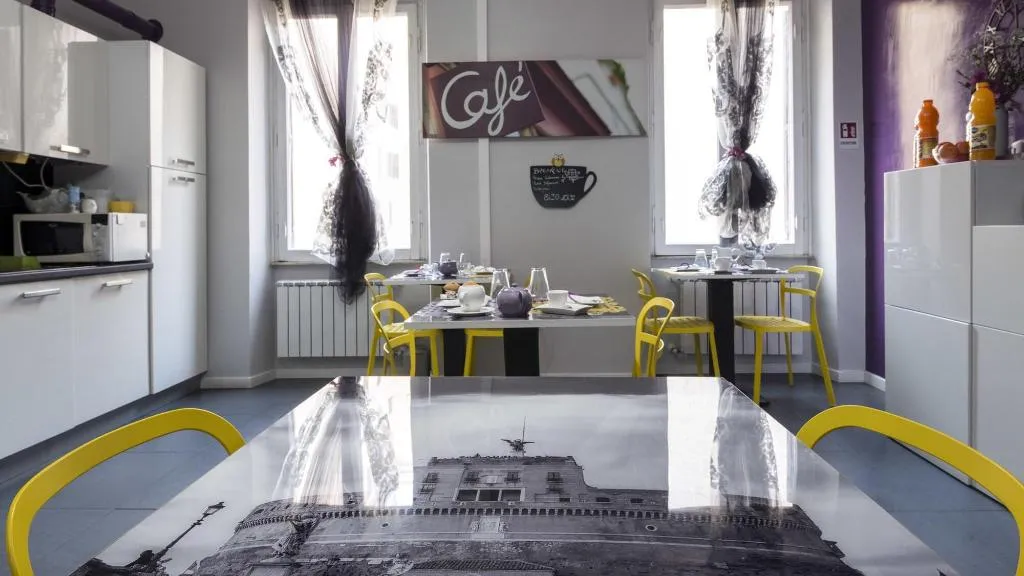 Sports and Entertainment, Bed & Breakfast Le due civette, Naples