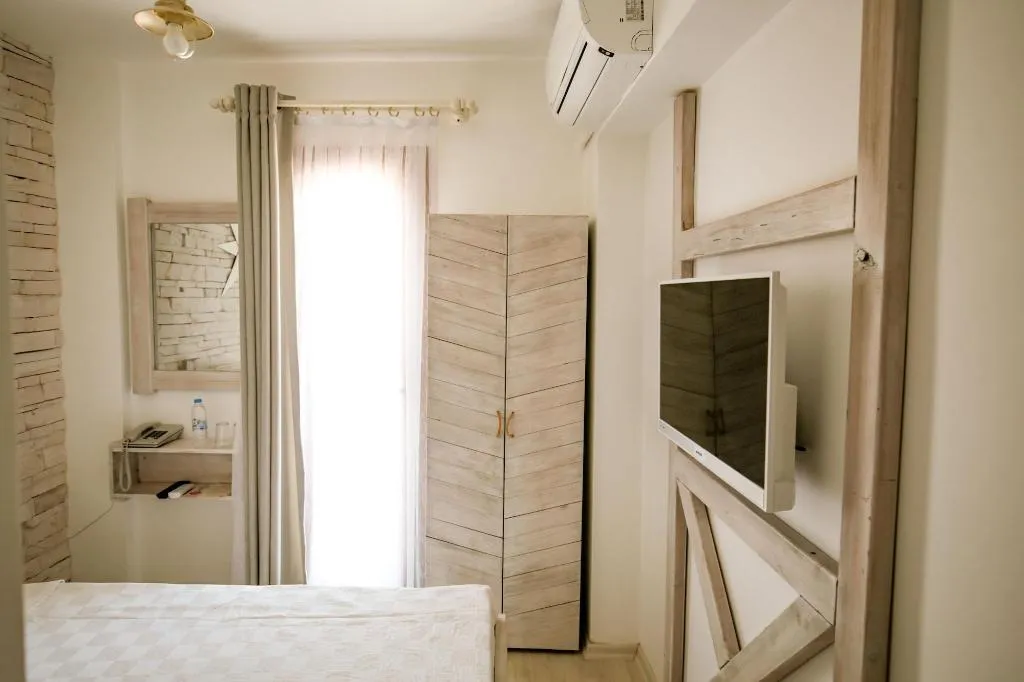 Room, Menendi Otel, Izmir