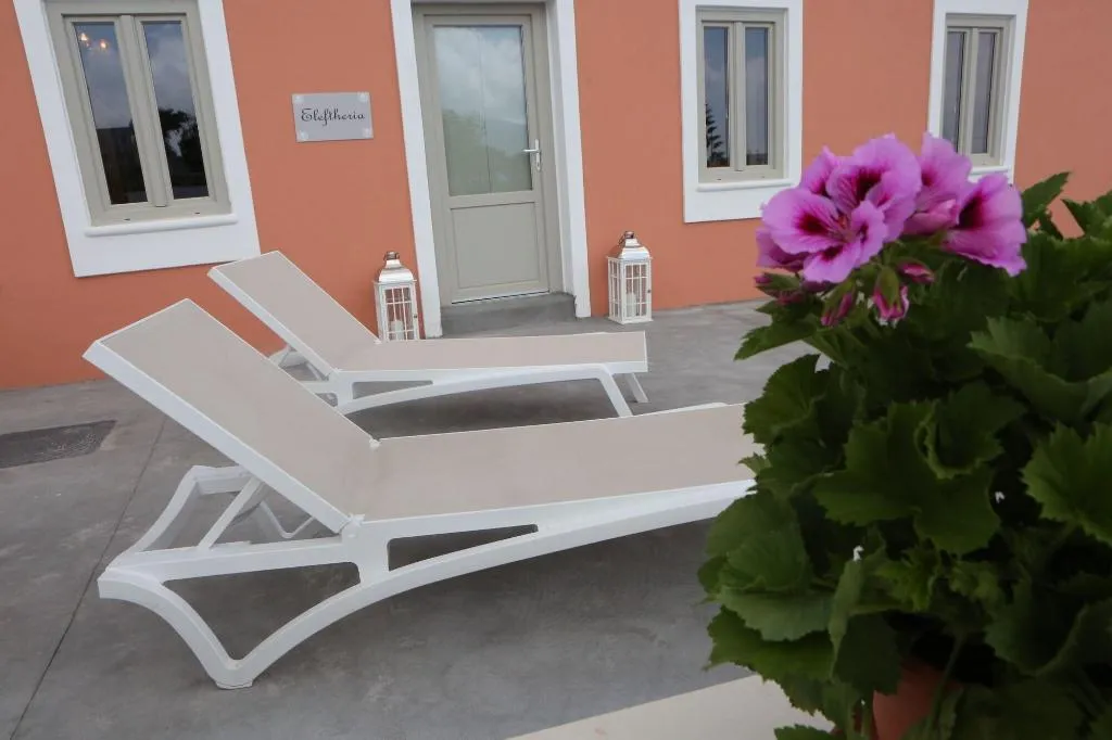 Room, Nomikos Mansion, Santorini