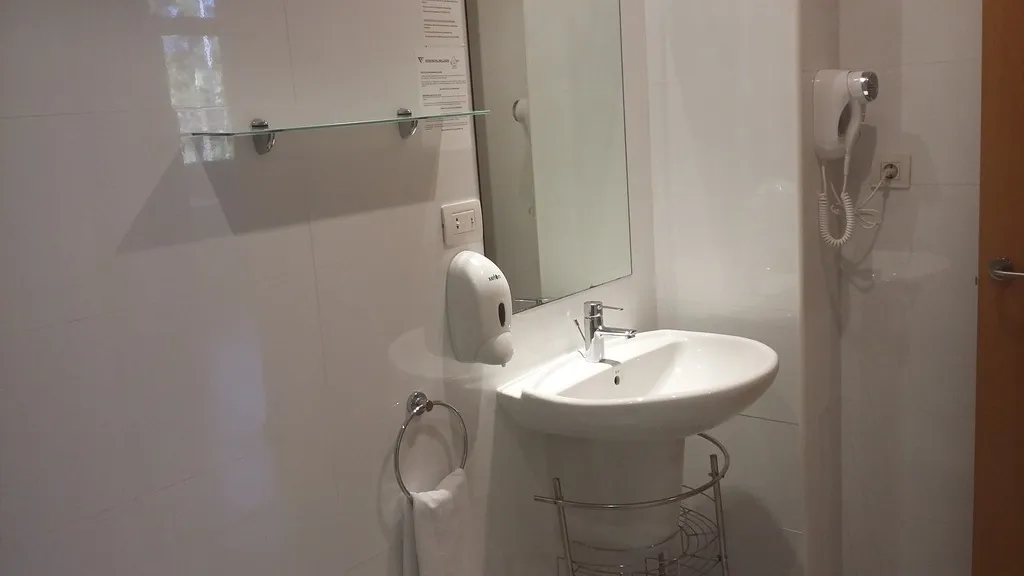 STUDIO CAPACITY 1 Room, Aparthotel Wellness, Valencia
