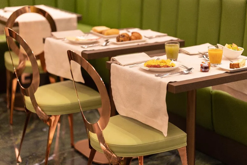 Restaurant, Ariston Hotel, Milan