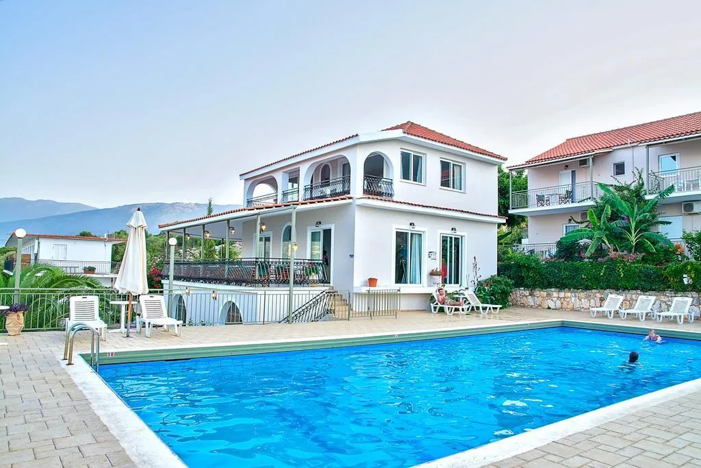 Pool, Green Bay, Kefallinia