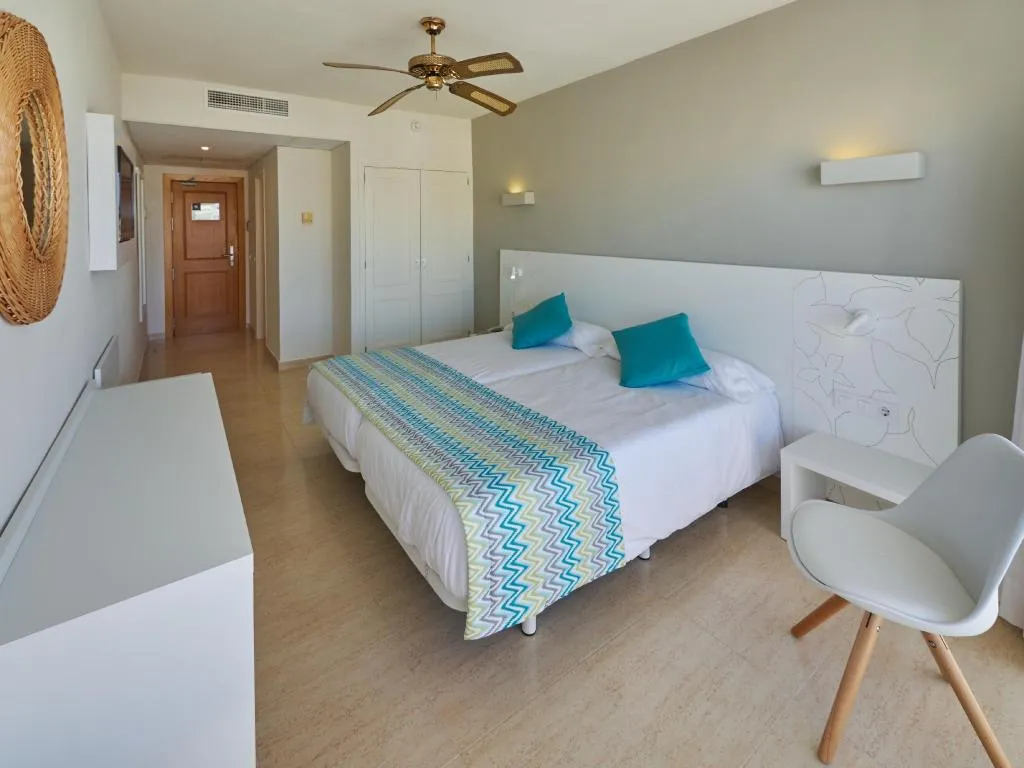 DOUBLE SINGLE USE STANDARD Room, Oleander, Majorca