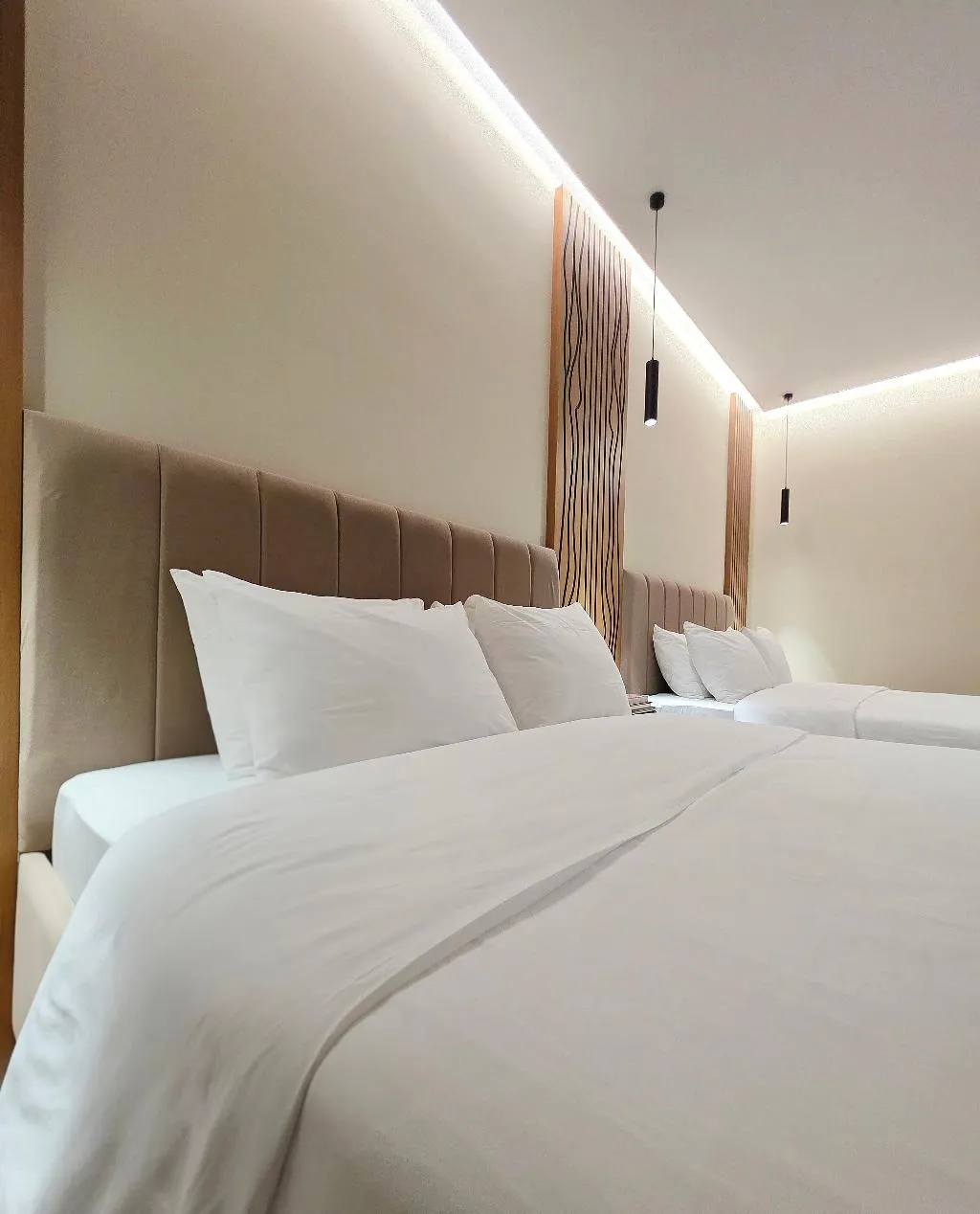 QUADRUPLE CITY VIEW TWO DOUBLE BEDS Room, Valza Boutique Hotel, Kavaje