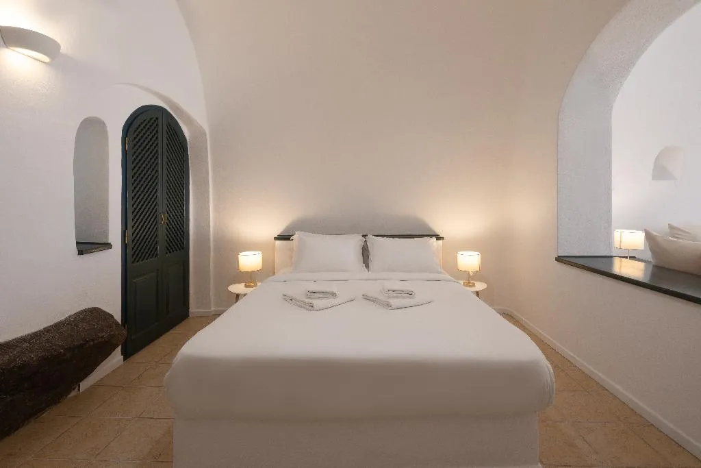 SUITE CONNECTING ROOM Room, Nevma Suites, Santorini