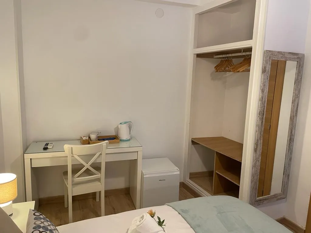 DOUBLE CLASSIC Room, Hostal Ventura Premium, Costa Blanca