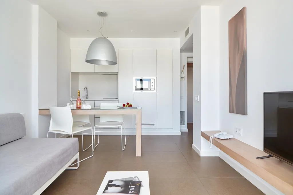JUNIOR SUITE STANDARD Room, Ibiza Sun Apartments, Ibiza