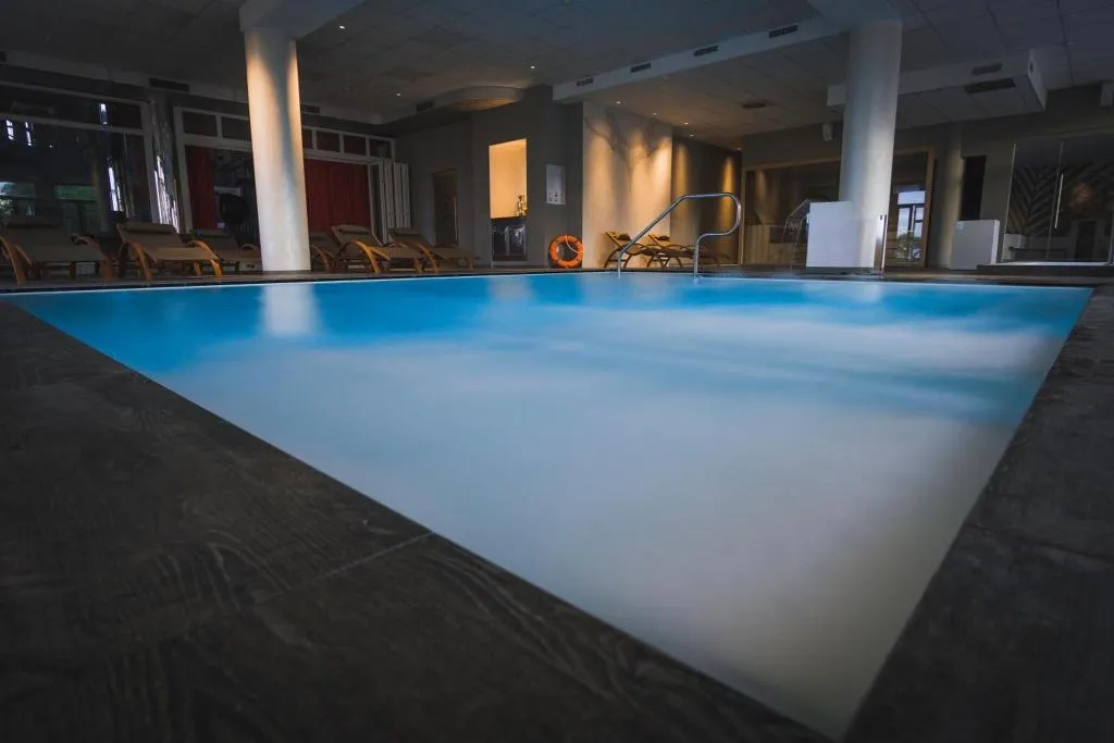Pool, Formula International, Venice