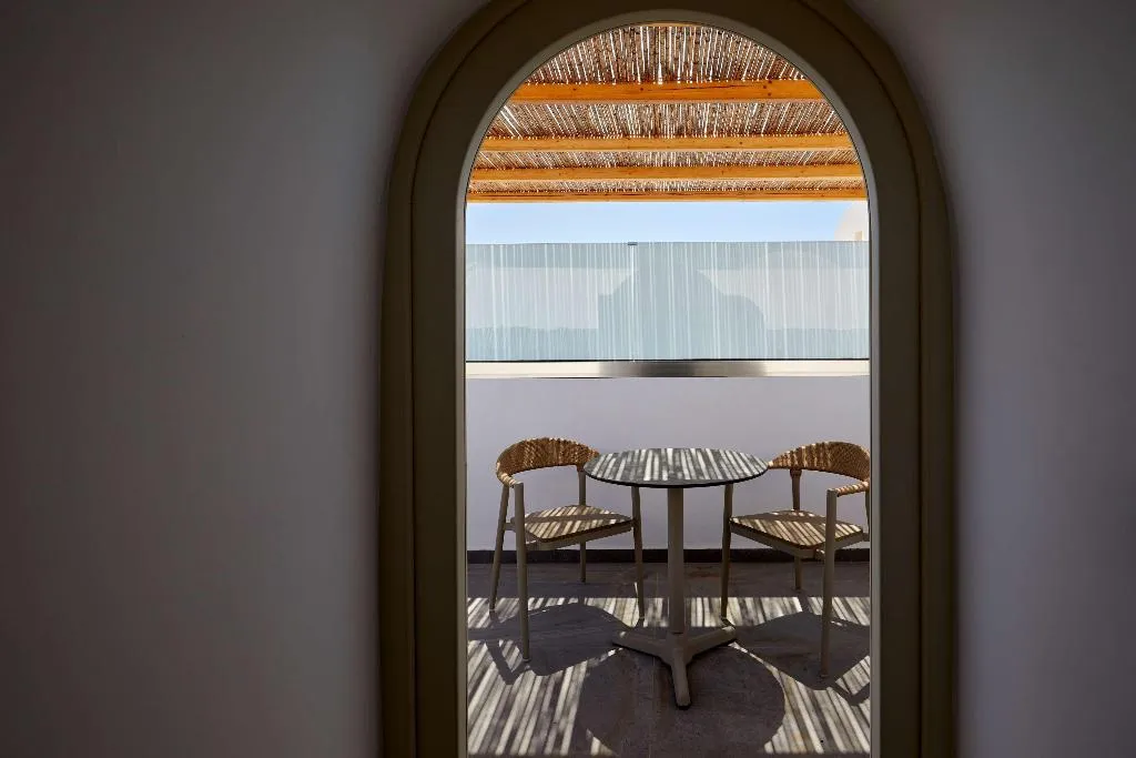 SUITE DUPLEX Room, Sea Breeze Santorini Beach Resort, Curio Collectio, Santorini
