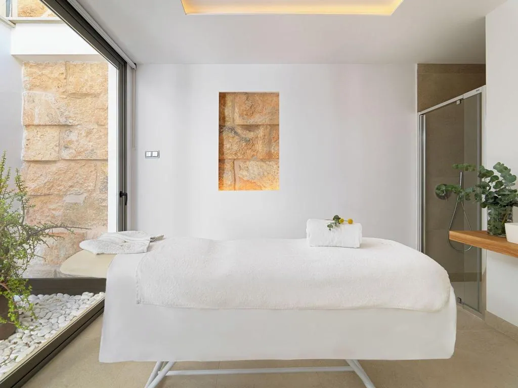 Sports and Entertainment, Hotel Saratoga, Majorca