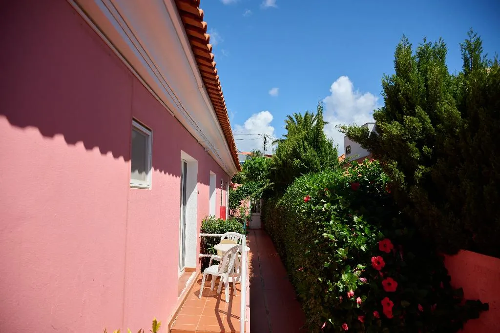 TWIN GARDEN VIEW WITH BALCONY Room, Inn & Art Hotel Gallery, Madeira