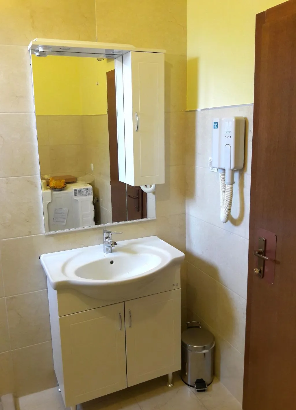 APARTMENT WITH BALCONY Room, House Perone, Dubrovnik