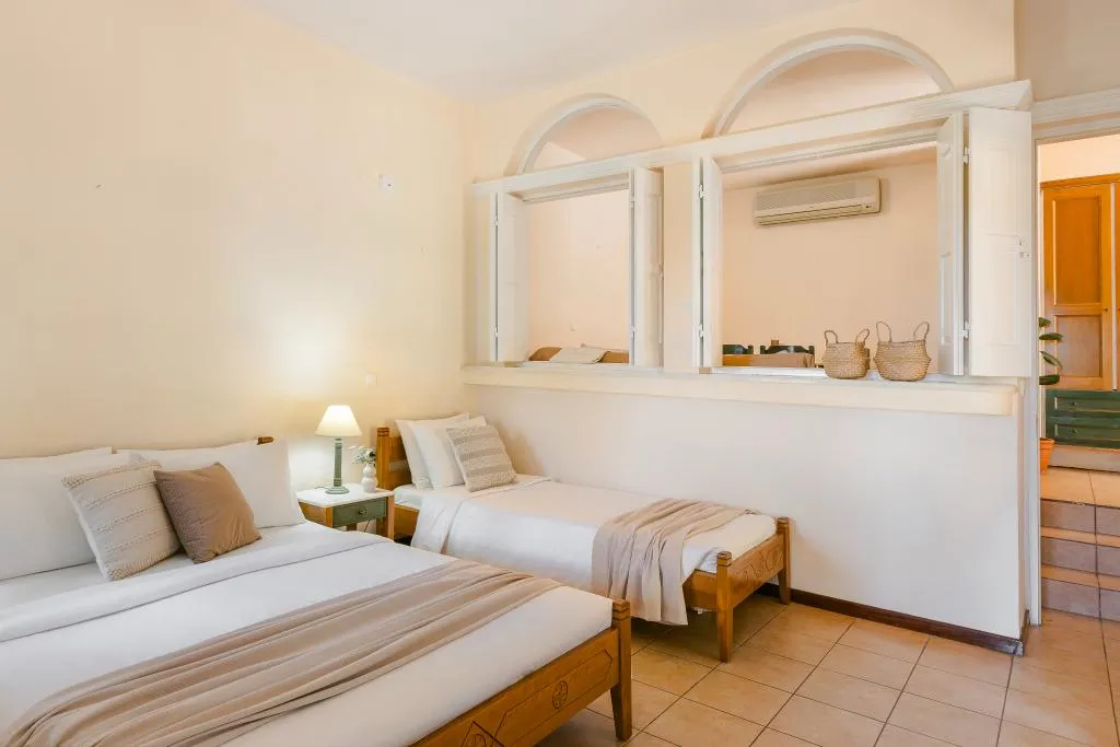 FAMILY ROOM SEA VIEW Room, Century Resort, Corfu