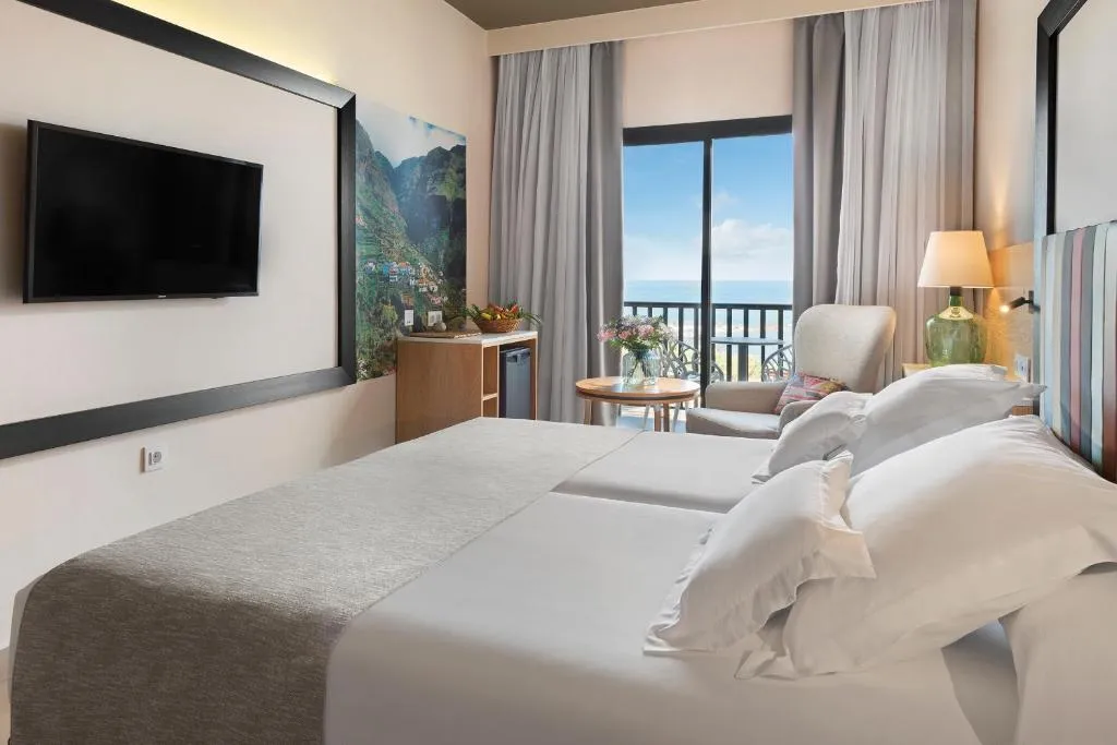 Double or Twin MOUNTAIN VIEW Room, Gran Rey, La Gomera