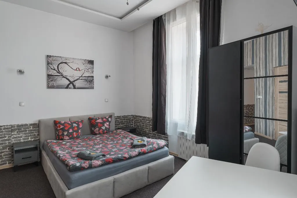 DOUBLE STANDARD Room, Queen Apartments, Krakow
