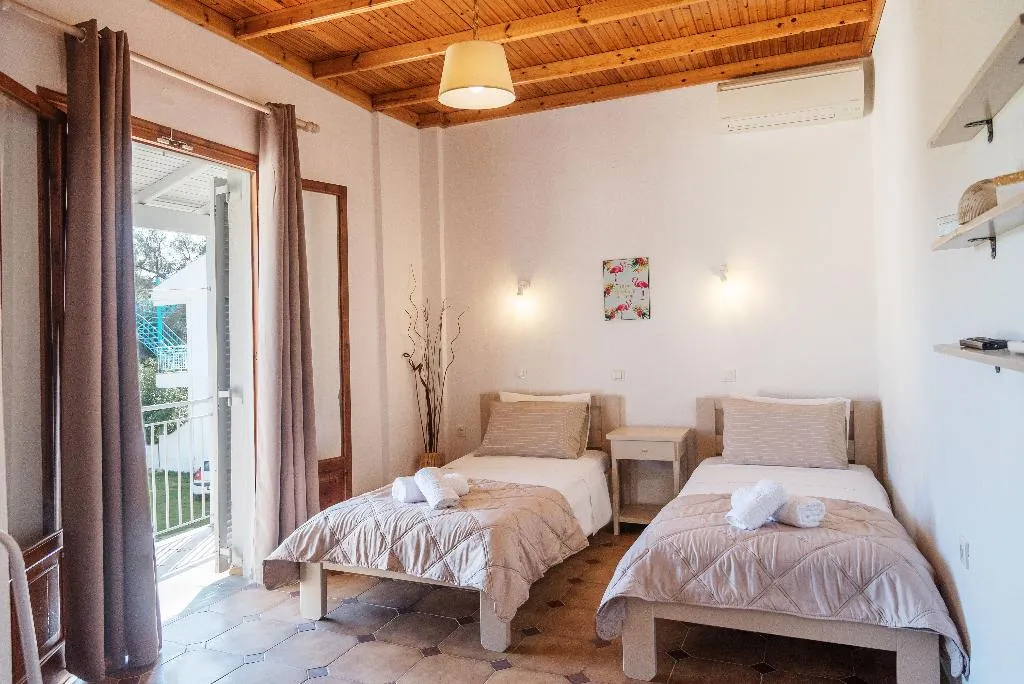 APARTMENT TWO BEDROOMS Room, Three Seasons, Corfu