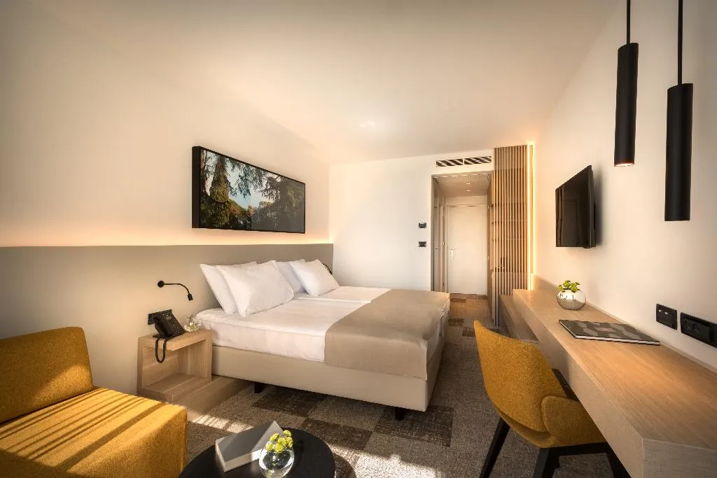 TRIPLE SUPERIOR Room, Eden Hotel by Maistra Collection, Istria