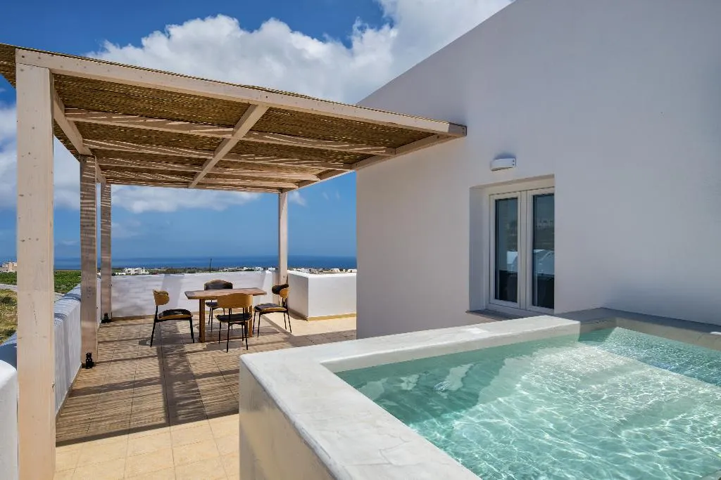 SUITE GRAND Room, Aelia Luxury Suites, Santorini