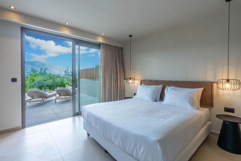 JUNIOR SUITE WITH PRIVATE POOL Room, Iolida Corfu Resort & Spa, Corfu