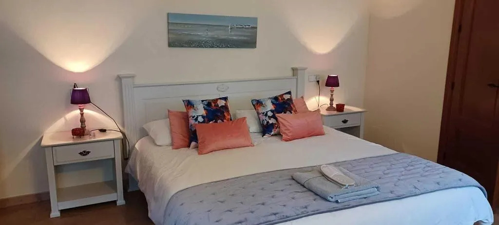 Room, Casa Roble B&B, Seville