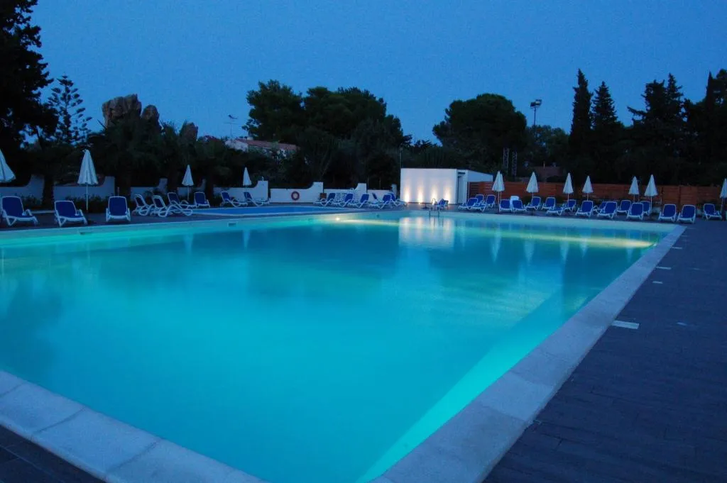 Pool, Hotel Kalura, Palermo