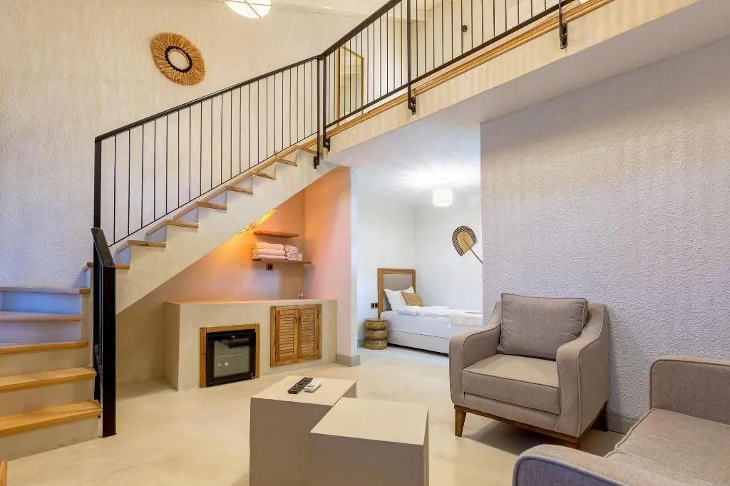 Room, Navali̇a Otel, Izmir