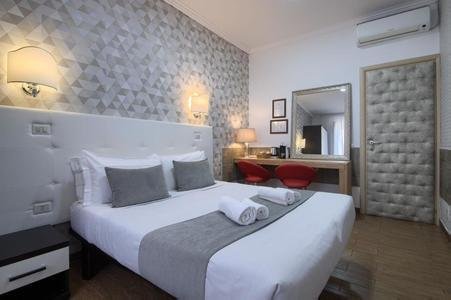 Domus Pietro Inn, Rome