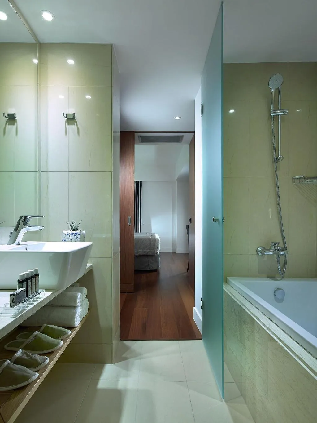 SUITE SUPERIOR SEA VIEW Room, Porto Veneziano, Crete