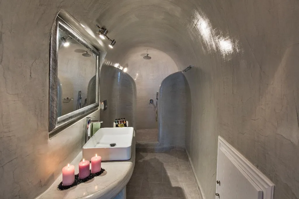 SUITE CAPACITY 2 Room, Pegasus Suites & Spa, Santorini