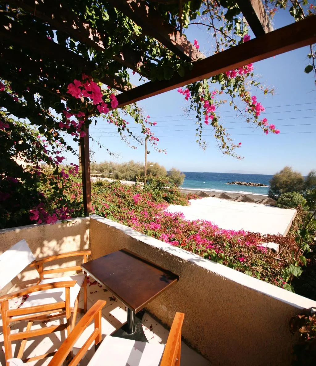 Room, Nostos Beach, Santorini