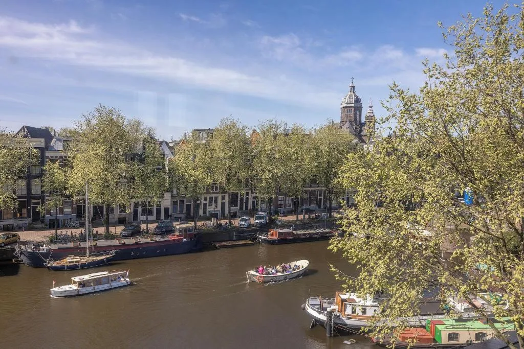 TWIN DELUXE CANAL VIEW Room, Grand Hotel Amrâth Amsterdam, Amsterdam