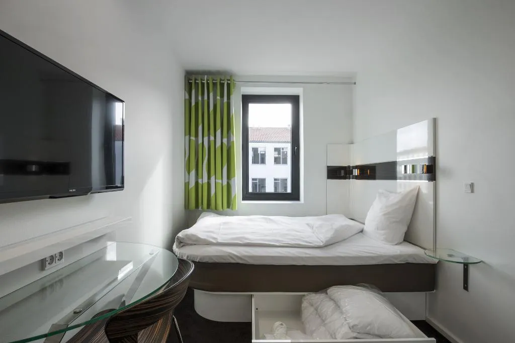 DOUBLE WITH VIEWS Room, Wakeup Copenhagen Borgergade, Copenhagen