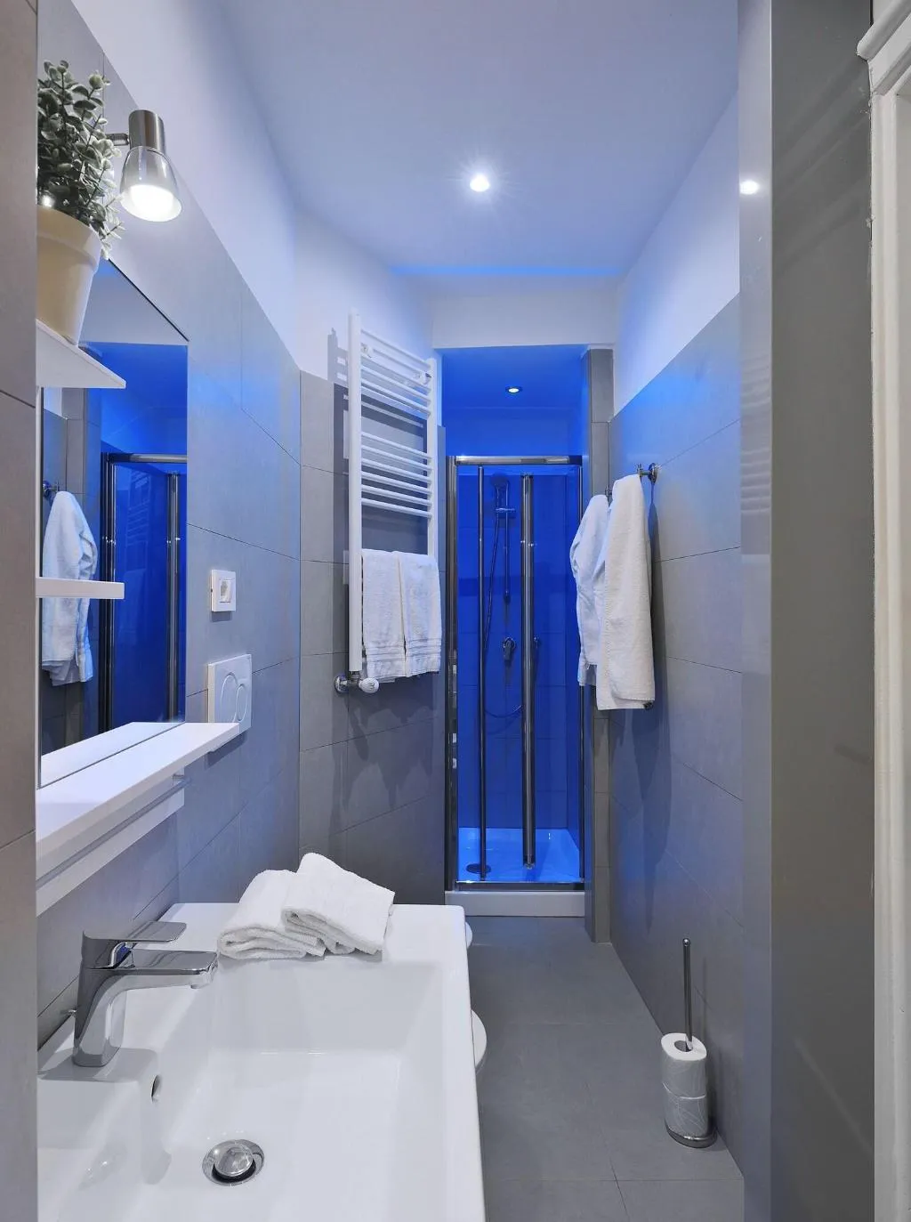 Room, B&B Locanderia, Naples