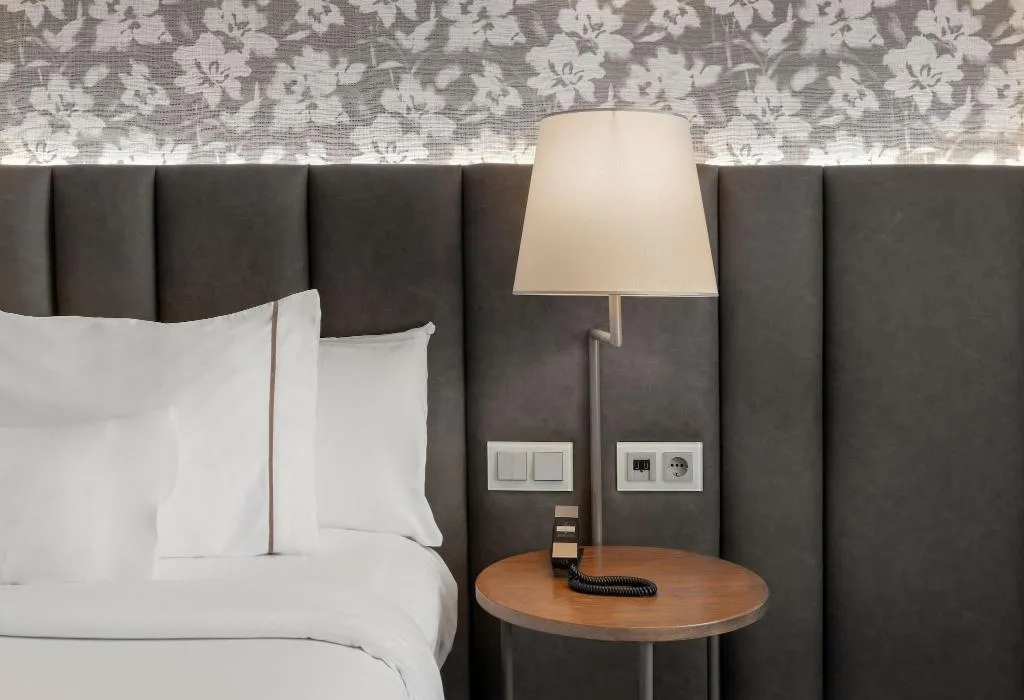 Room, AC Hotel Palacio del Retiro Autograph Collection, Madrid