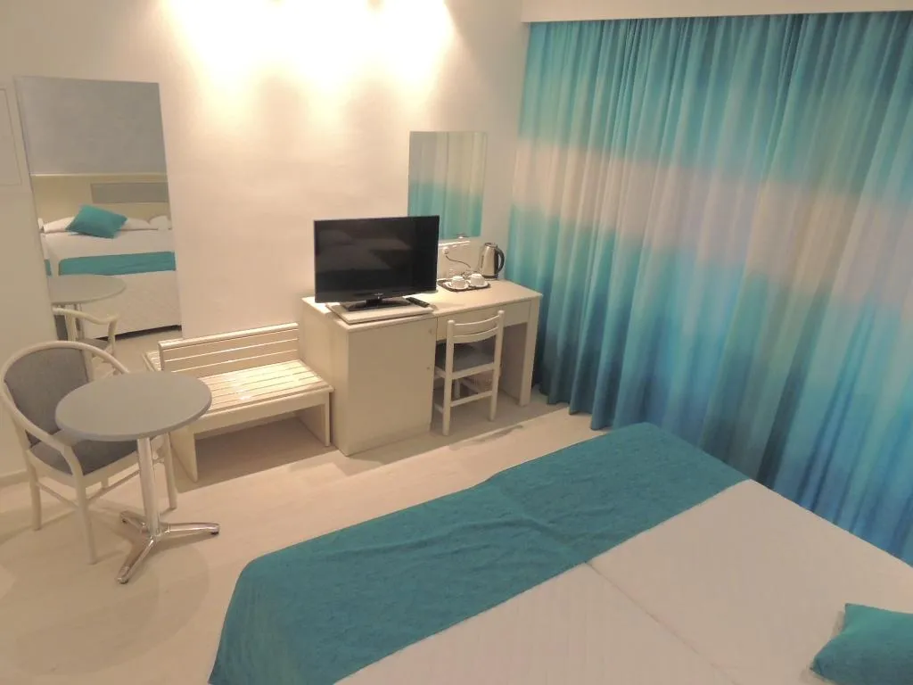 SINGLE POOL VIEW Room, Anesis Hotel, Cyprus