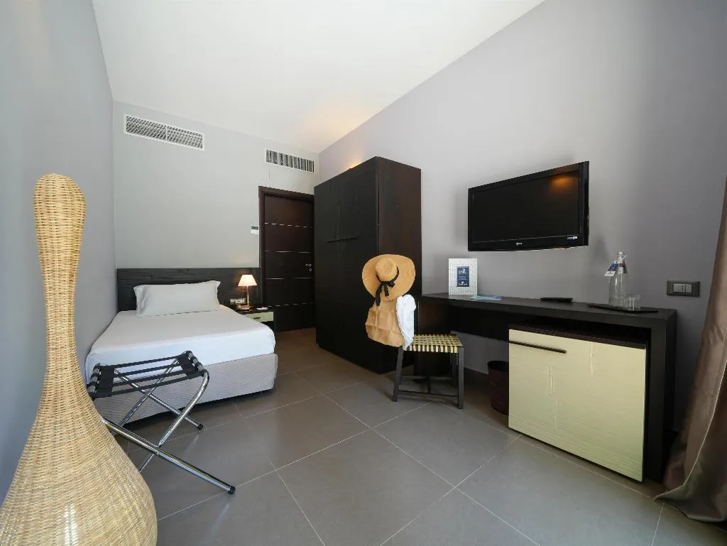 SINGLE STANDARD Room, Le Dune Resort Bw Signature Collection, Catania