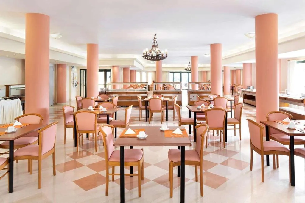 Restaurant, Century Resort, Corfu
