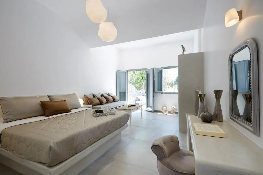 Room, Amara Suites Santorini, Santorini