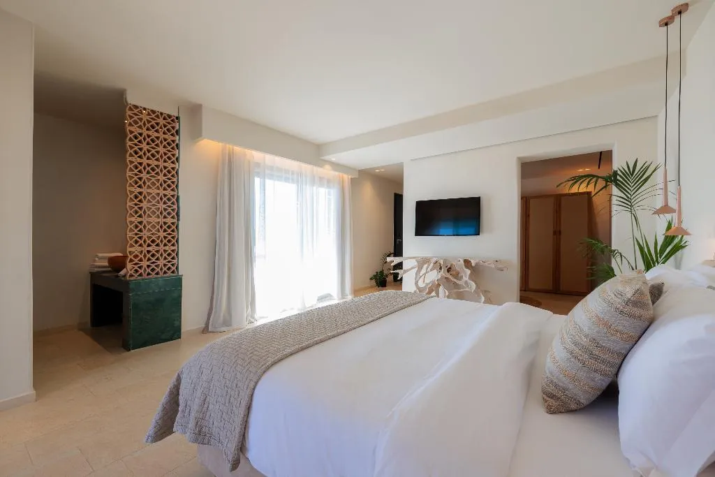 SUITE SEA VIEW WITH PRIVATE POOL Room, Asty Mykonos Hotel & Spa, Mykonos