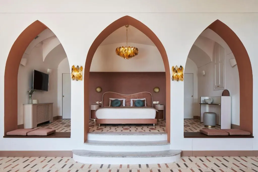 SUITE WITH TERRACE Room, Palazzo Avino, Naples