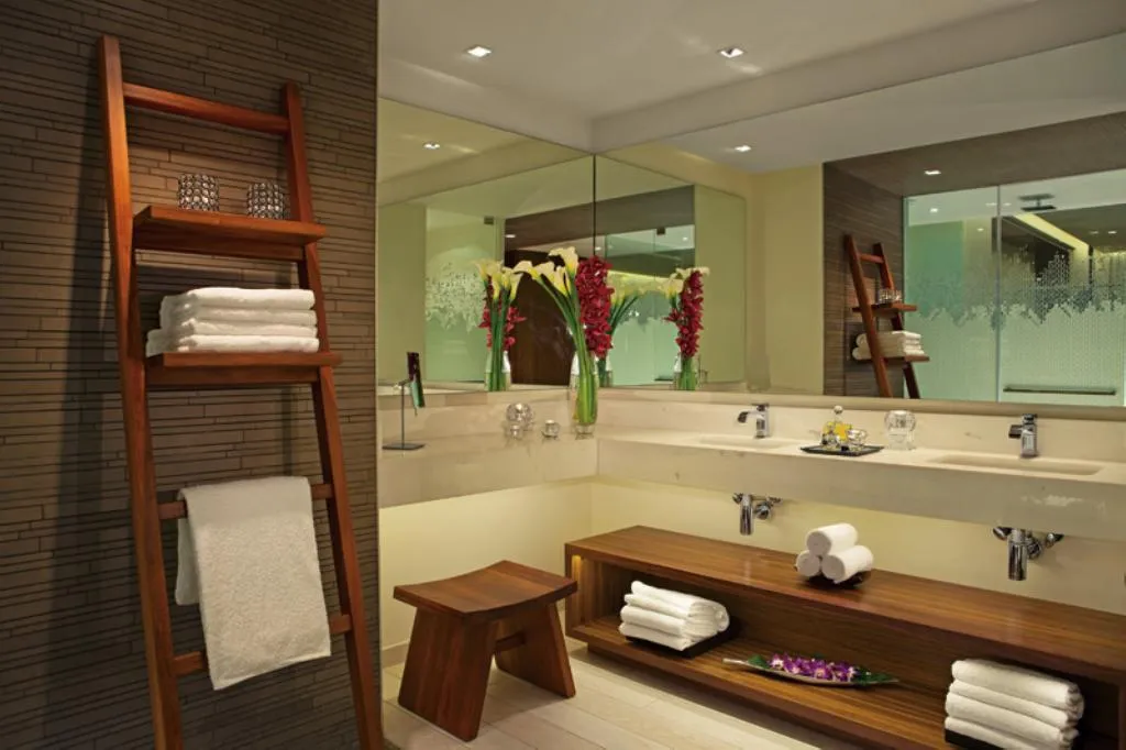 SUITE HONEYMOON Room, Secrets The Vine Cancun, Cancun Area
