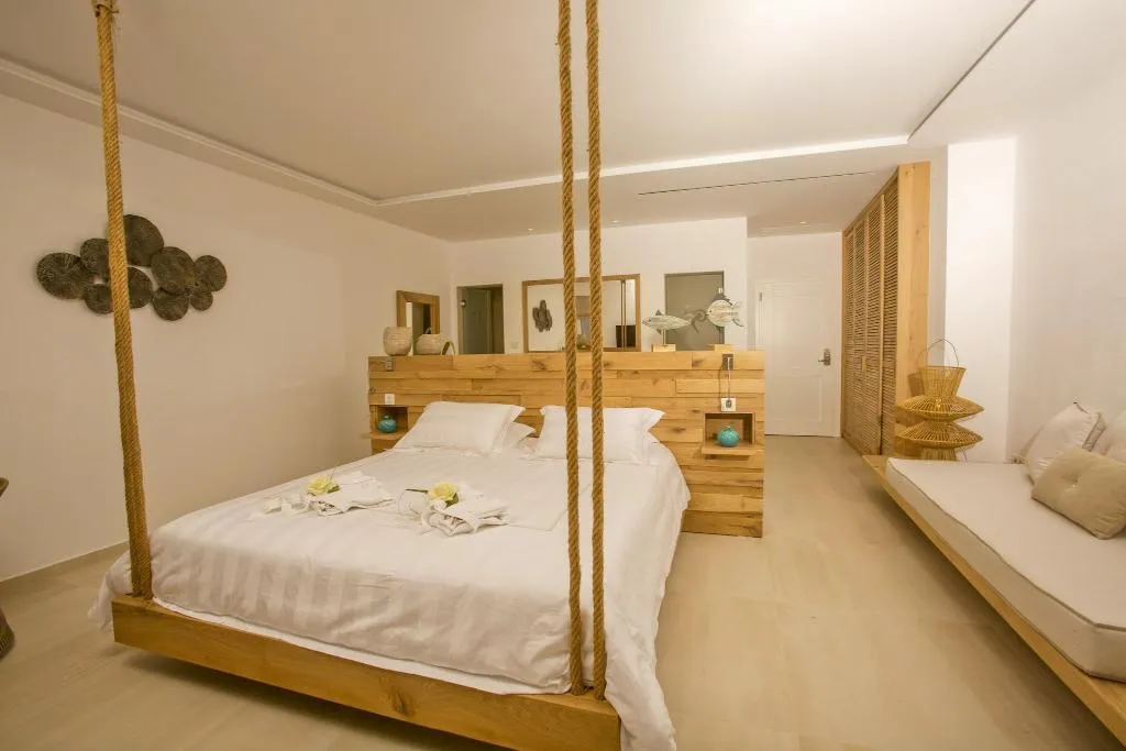 SUITE POOL VIEW KING BED Room, Thalassa Boutique Hotel, Mykonos
