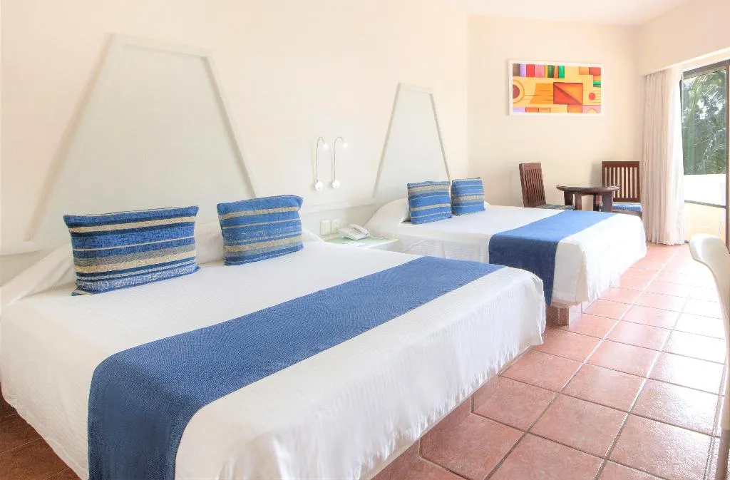 QUADRUPLE SUPERIOR Room, Viva Maya by Wyndham, Trademark All-Inclusive, Cancun Area