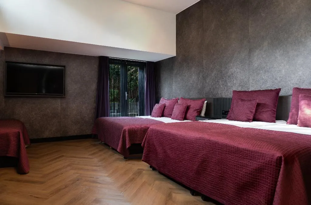 QUADRUPLE STANDARD Room, Sebastians, Amsterdam