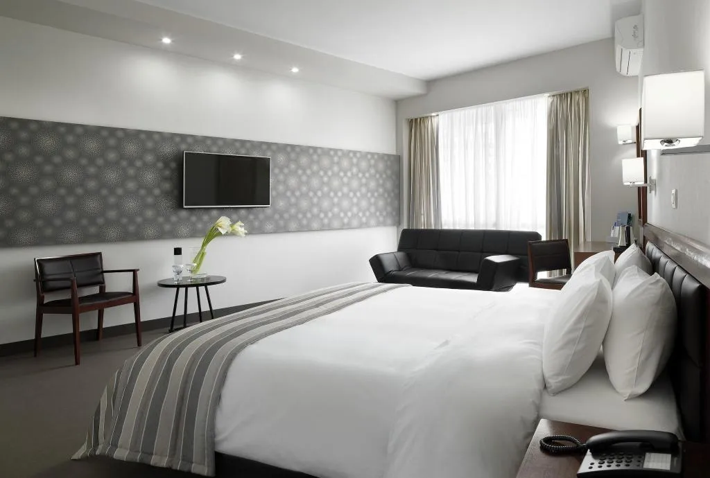 DOUBLE QUEEN SIZE BED Room, Stanley, Athens