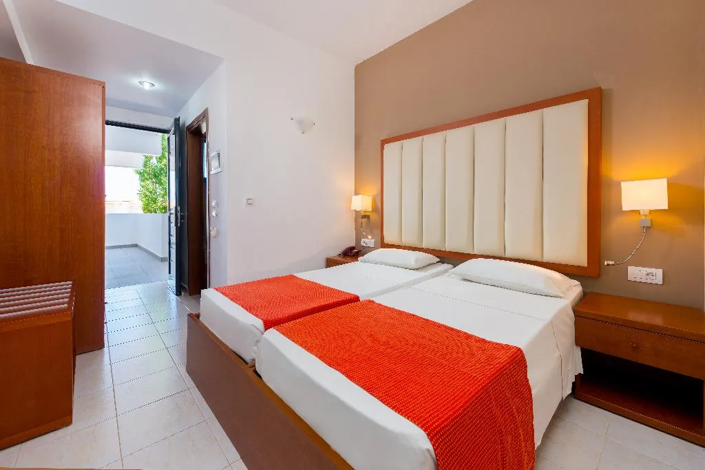FAMILY ROOM LAND VIEW Room, Rodos Star, Rhodes